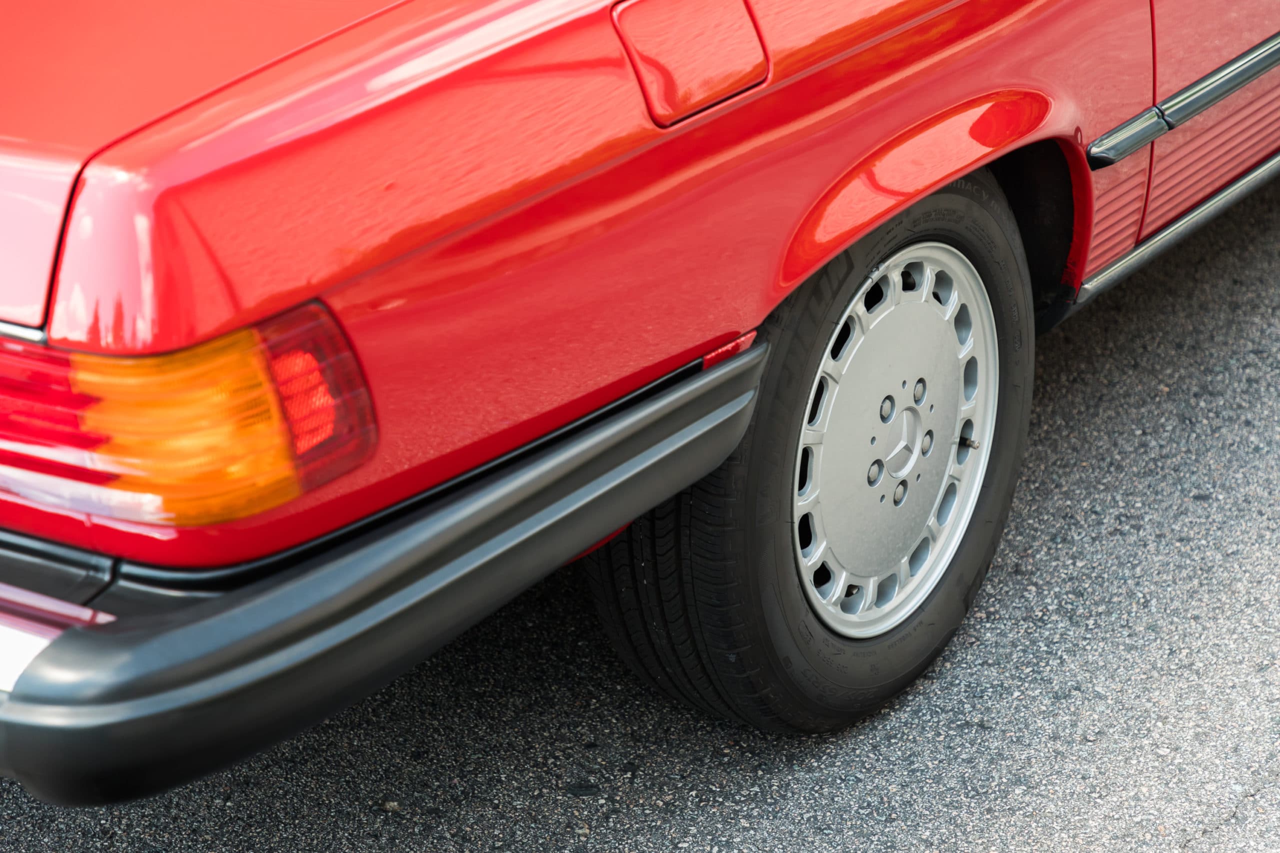 1987 Mercedes Benz 560SL