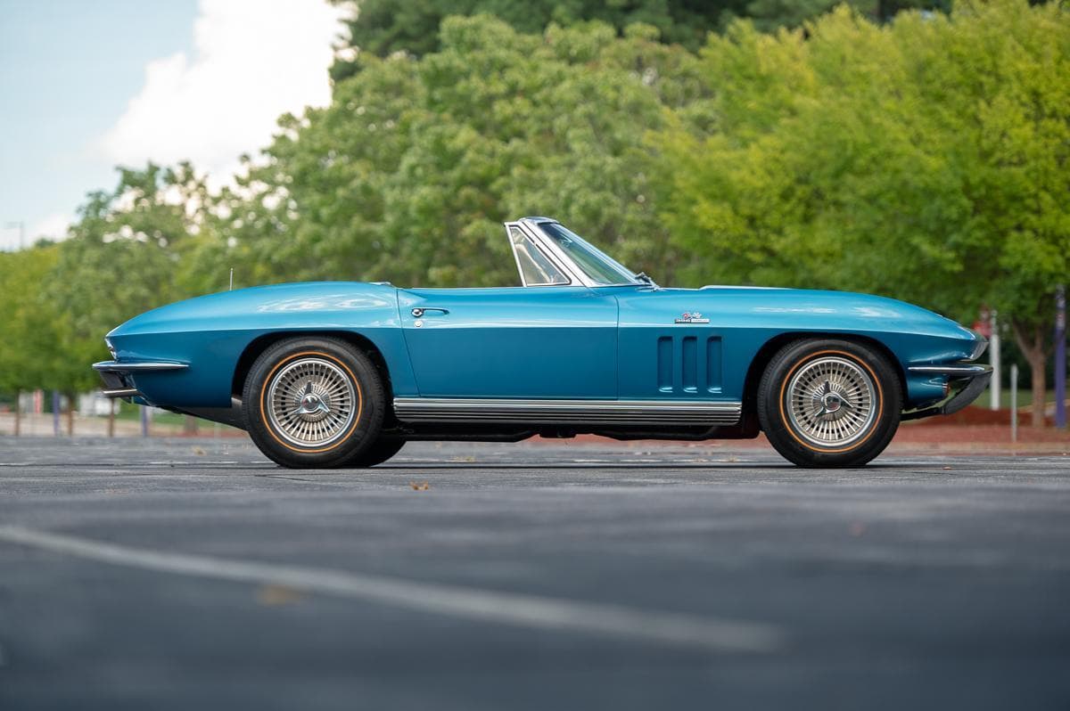 1965 Chevrolet Corvette Sting Ray