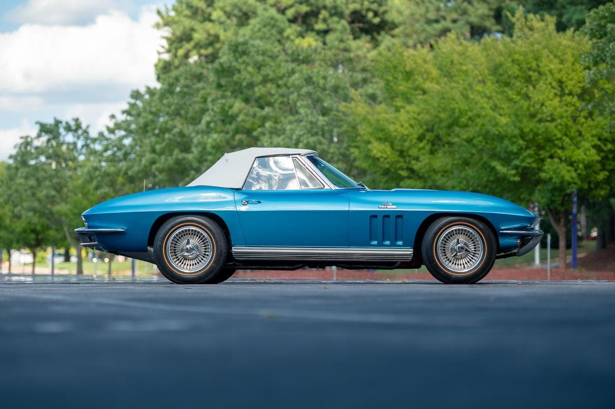1965 Chevrolet Corvette Sting Ray