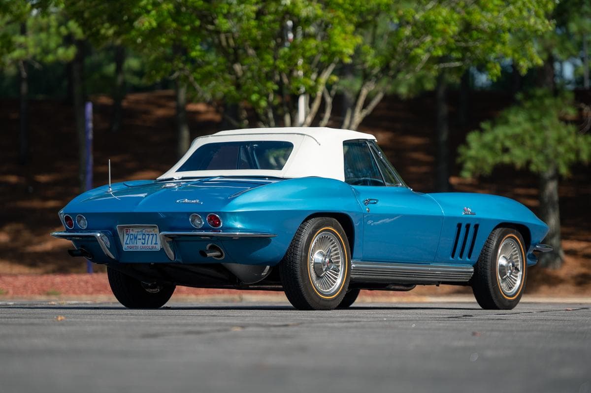 1965 Chevrolet Corvette Sting Ray