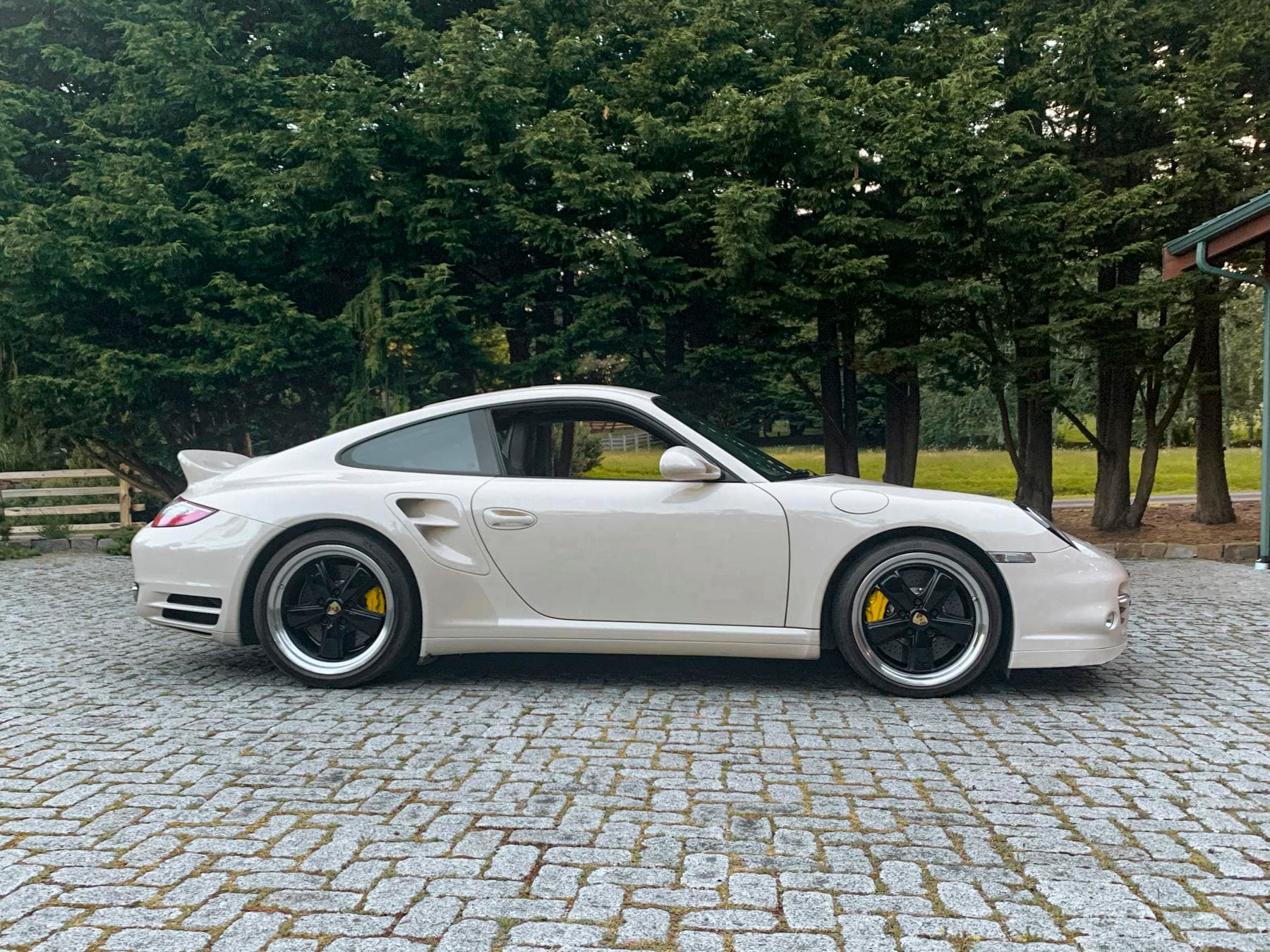6k-Mile 2011 Porsche 911 Turbo S