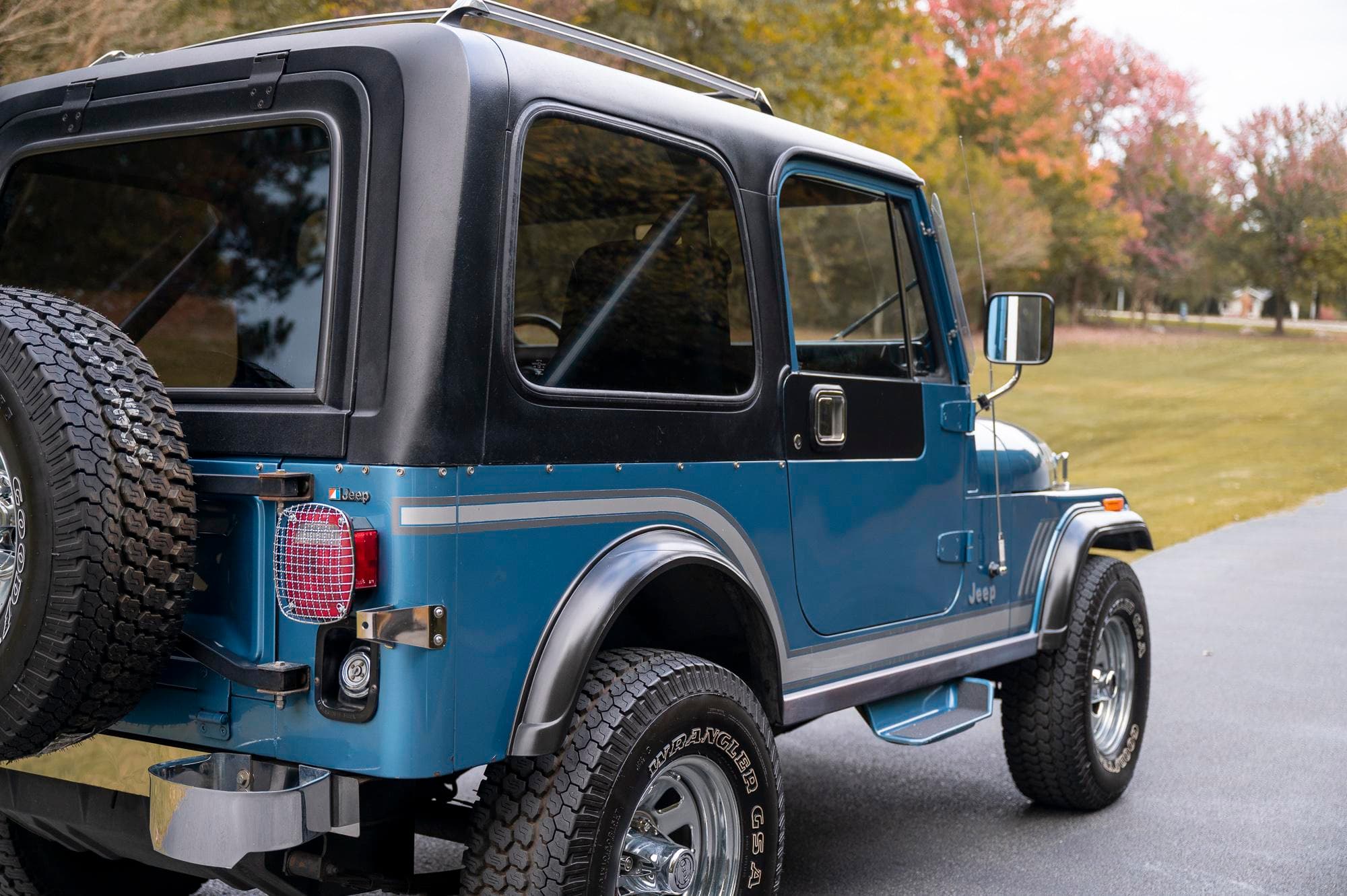 32k-Mile 1986 Jeep CJ-7 Laredo