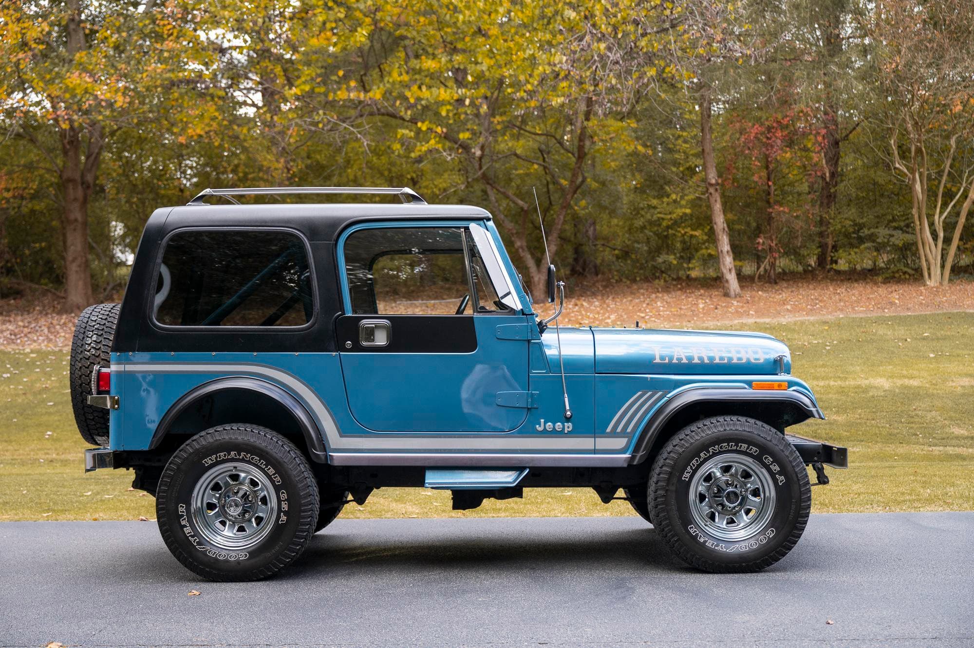 32k-Mile 1986 Jeep CJ-7 Laredo