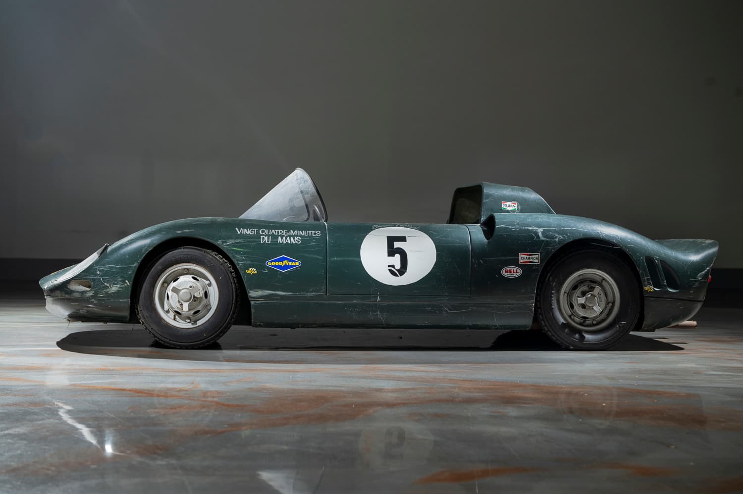 AUTOMOBILE S.C.A.F. FERRARI 330 P2