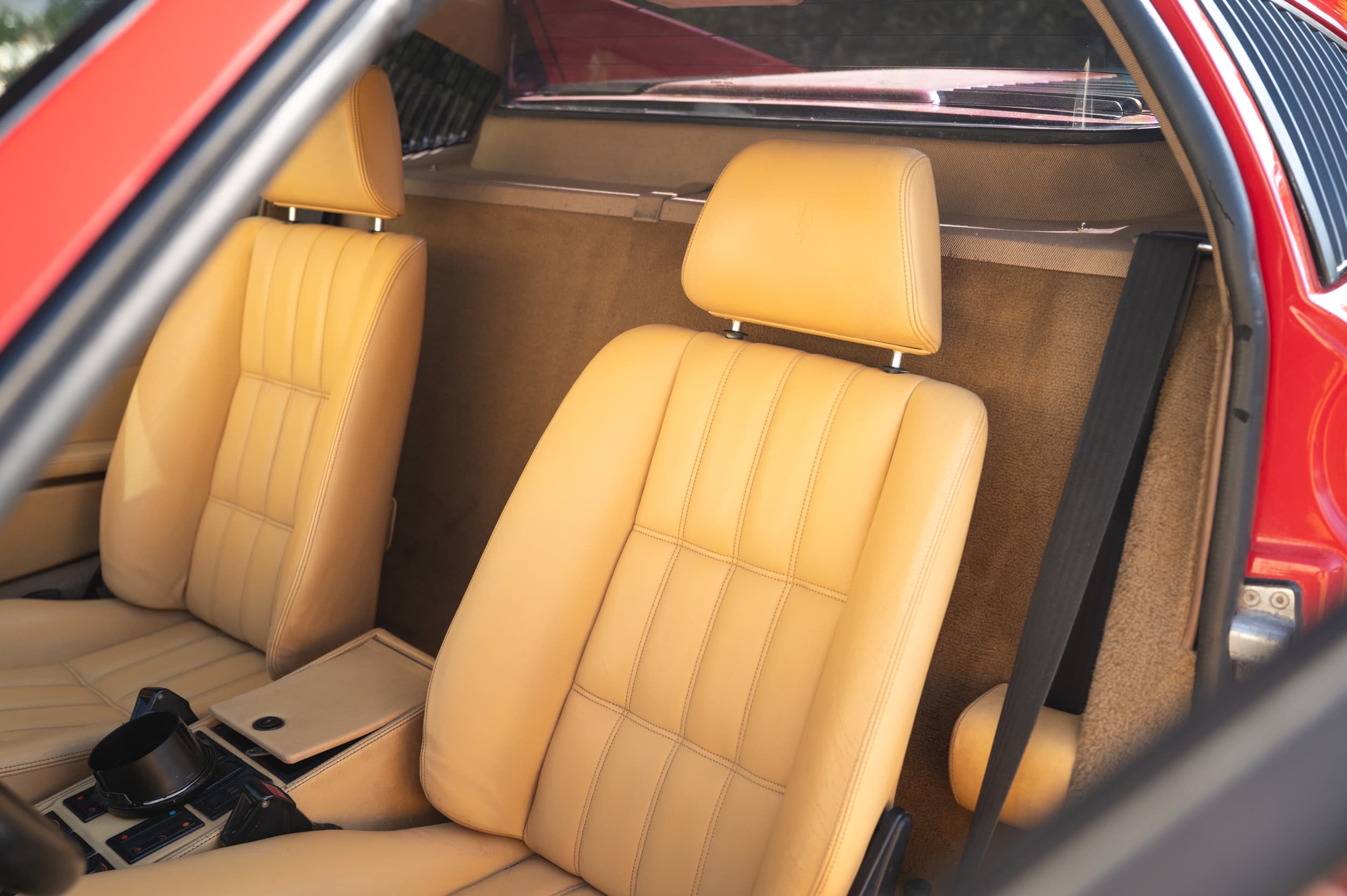 1986 Ferrari 328 - Photo 17